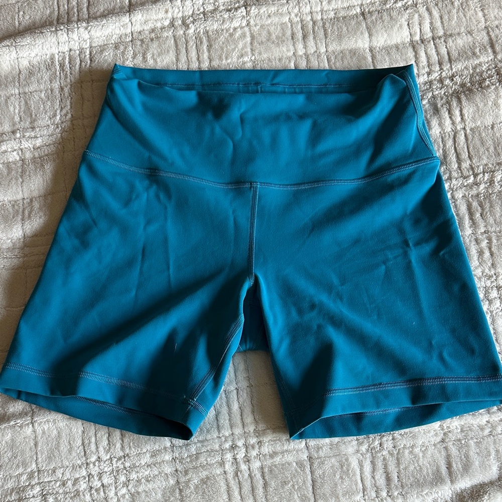 Lululemon Women's Blue Shorts